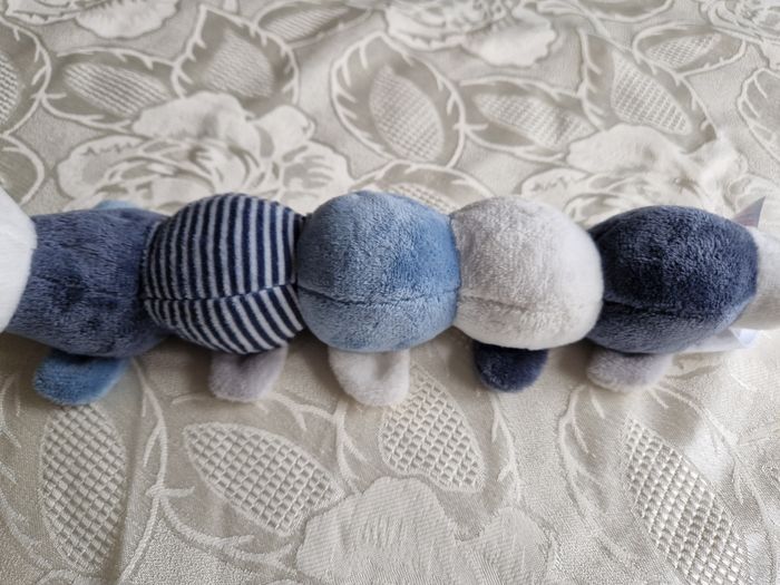 Peluche chenille Obaibi bleu et blanche - photo numéro 6