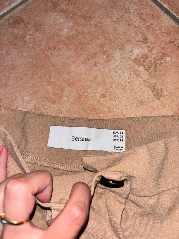 Pantalon beige bershka - photo numéro 3