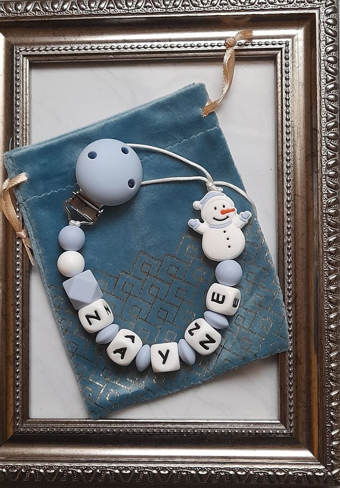 Attache tétine personnalisé