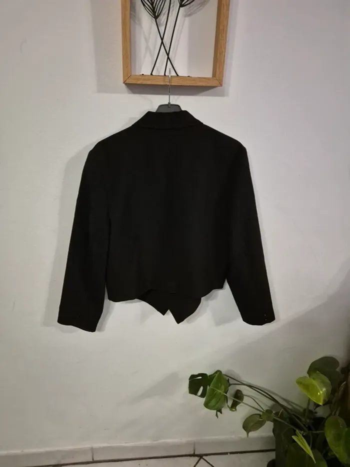 Veste noire - photo numéro 2