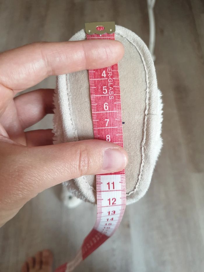 Chaussons bébé 0/6m neuf - photo numéro 7