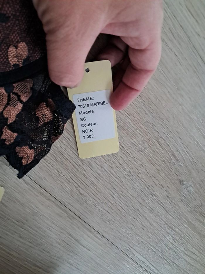 Ensemble lingeries neuf - photo numéro 3