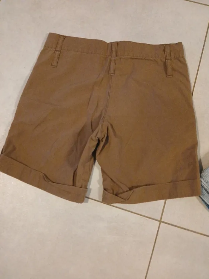 Lot de 2 shorts 8 ans - photo numéro 4