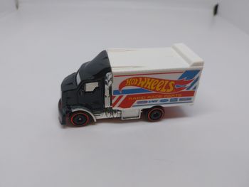 Hot Wheels Hiway Hauler 2 de 2023