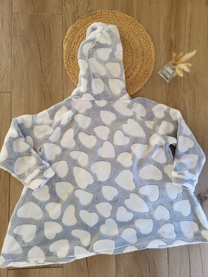 🌷Poncho pyjama tout doux coeur taille 9 / 10 ans - photo numéro 2