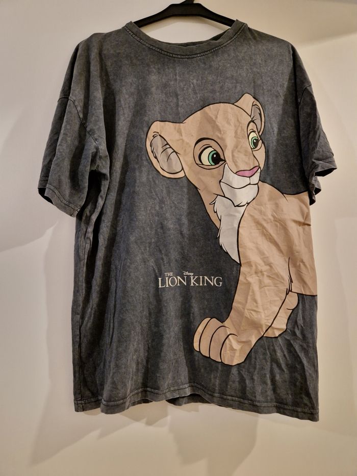 T-shirt le roi lion