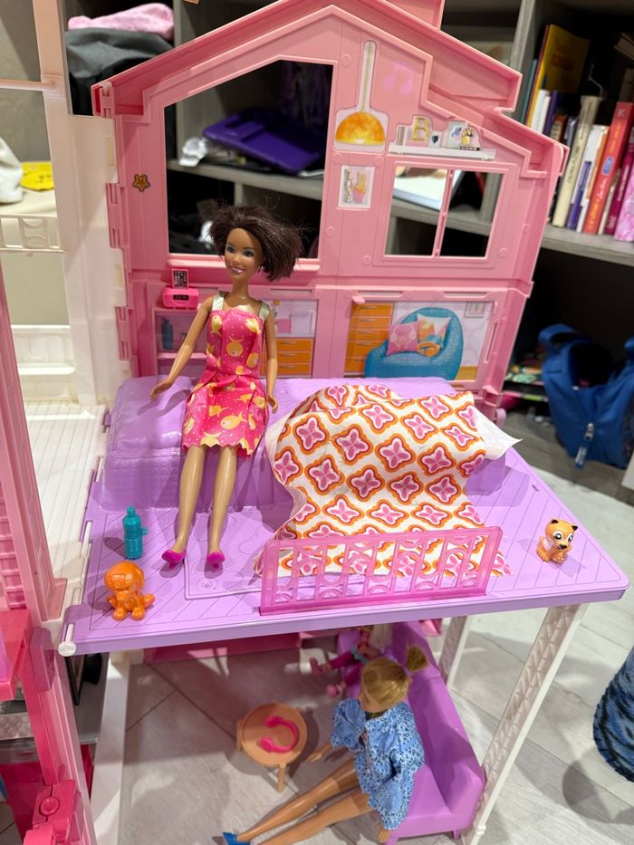 Maison de luxe  barbie et accessoires  90cm X  60 cm - photo numéro 7