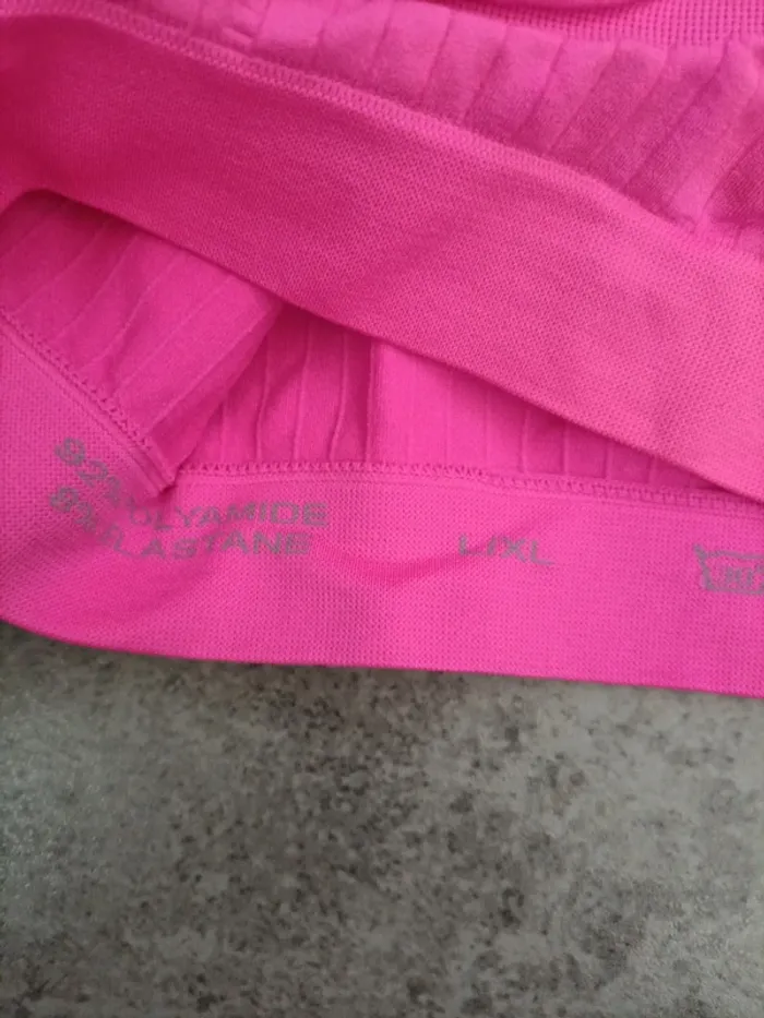 Brassière de sport rose fluo - photo numéro 3