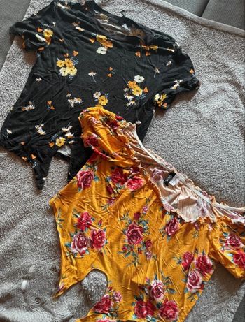 lot 2 tops courts fleuris H&M - taille M, très bon état
