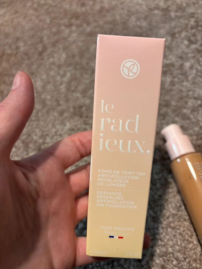fond de teint Yves Rocher produit neuf maquillage rose - photo numéro 4