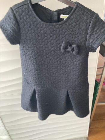 2 robes habillées Vertbaudet taille 5 ans