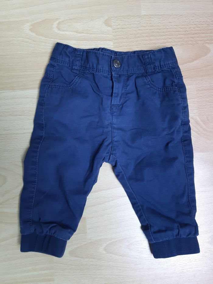 Pantalon bleu marine Tape à l'oeil 6 mois TBE