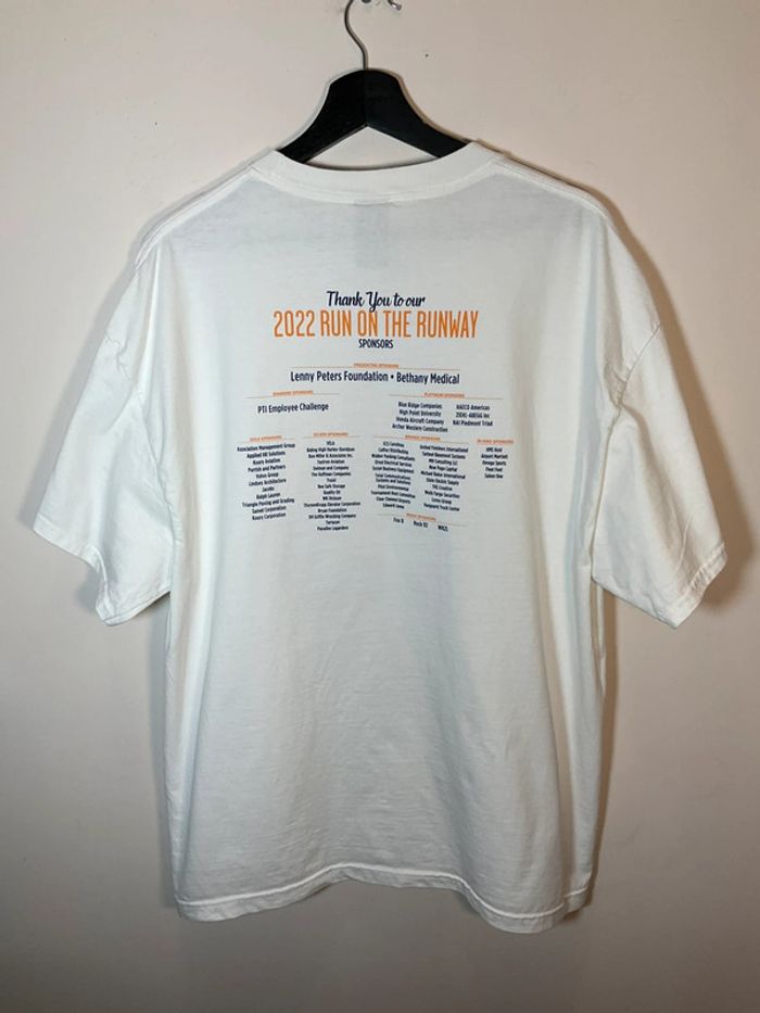 T-shirt blanc pour homme Hanes PTI Runway on tour 2022 taille XL 369 - photo numéro 2