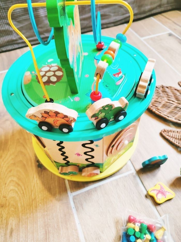👶Jeu d'éveil - Grand cube multi activités 12 en 1 en bois et plastique - photo numéro 2