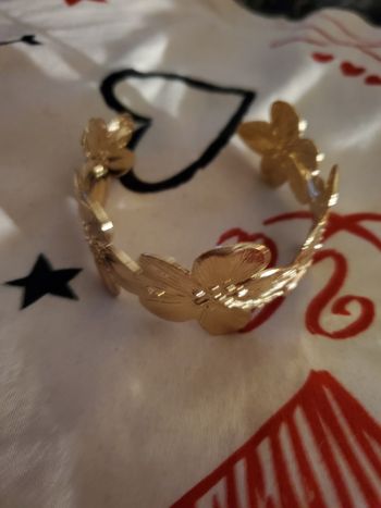 Bracelet couleur doré