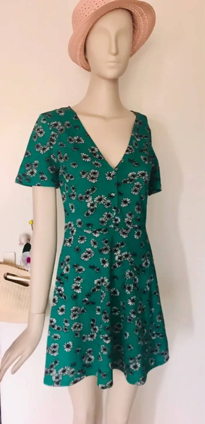 Robe Zara verte à fleurs