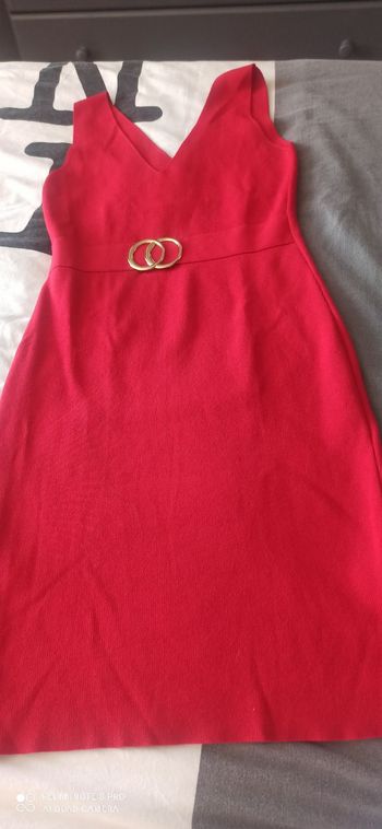 Robe rouge t. 38