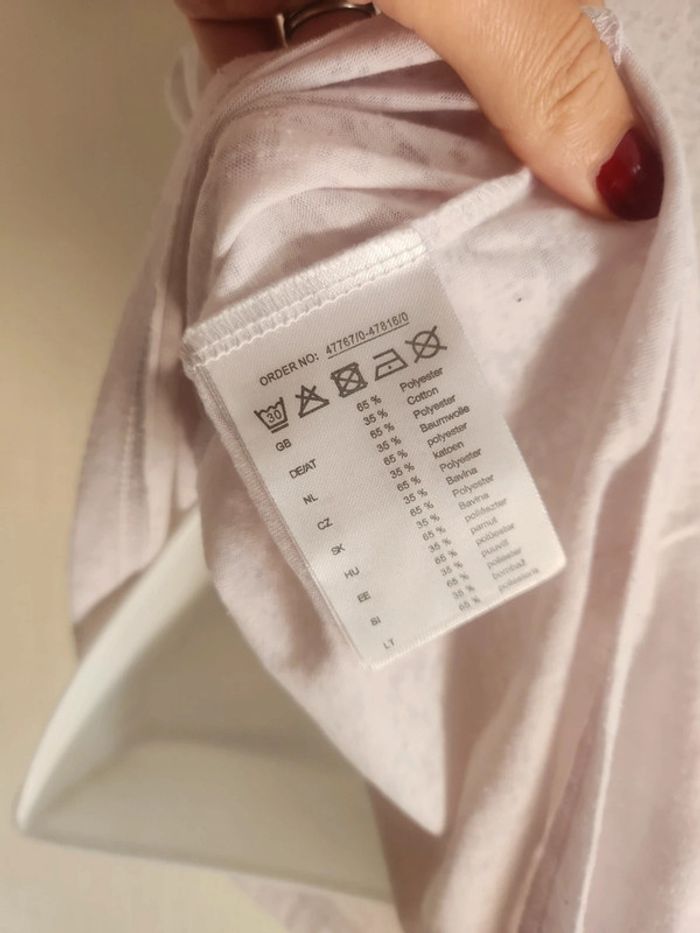 Tee-shirt blanc manches courtes avec poche poitrine - photo numéro 12