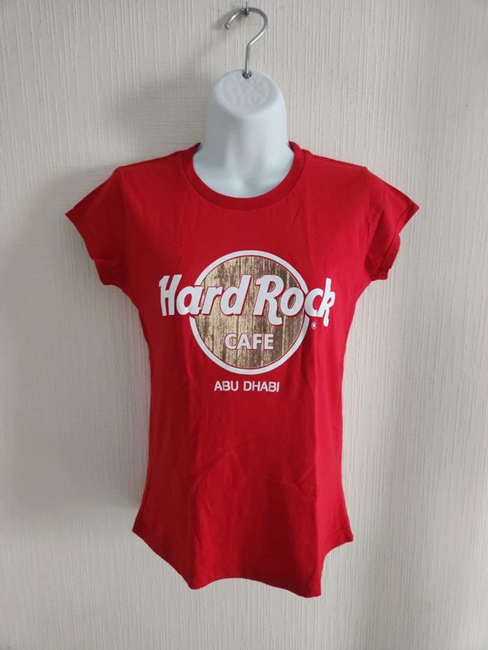 Tee-shirt Hard Rock Café Abu Dhabi taille S neuf - photo numéro 2