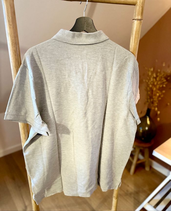 💜 Polo gris Nike taille XXL 💜 - photo numéro 4