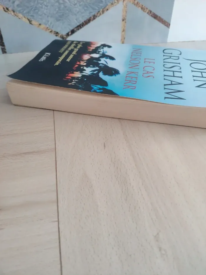Livre grand format le cas Nelson Kerr Grisham - photo numéro 5