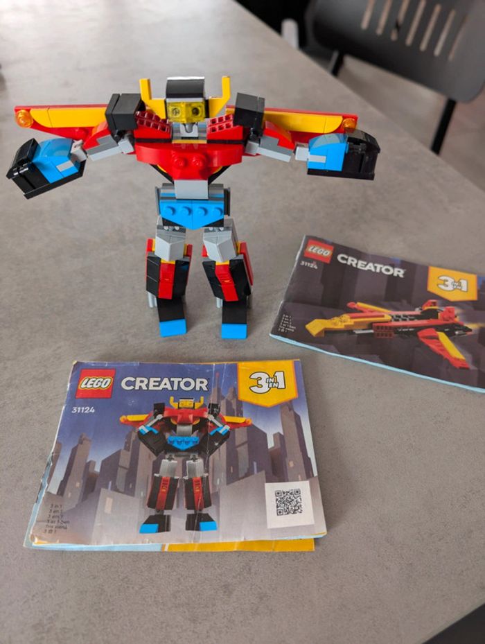 Lego creator 31124