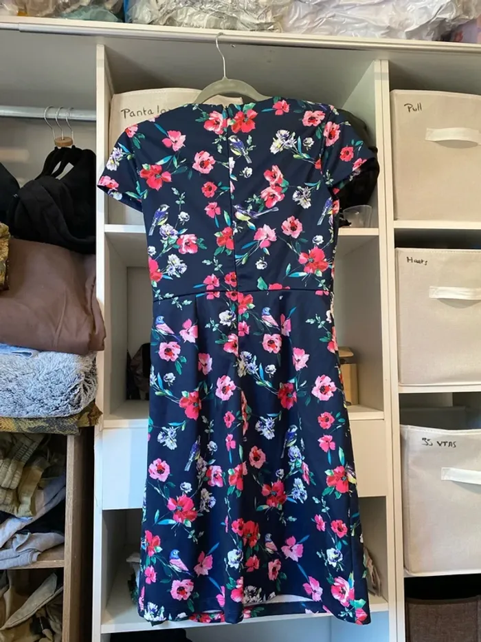 Robe marque Yumi cache Coeur princesse fleuri - photo numéro 2