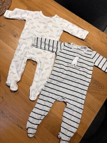 2 pyjamas 6 mois