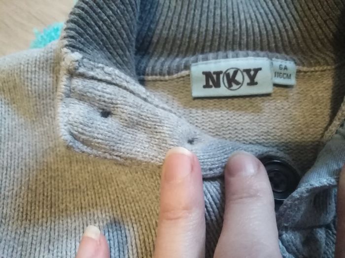 Pull gris 5/6 ans - photo numéro 2