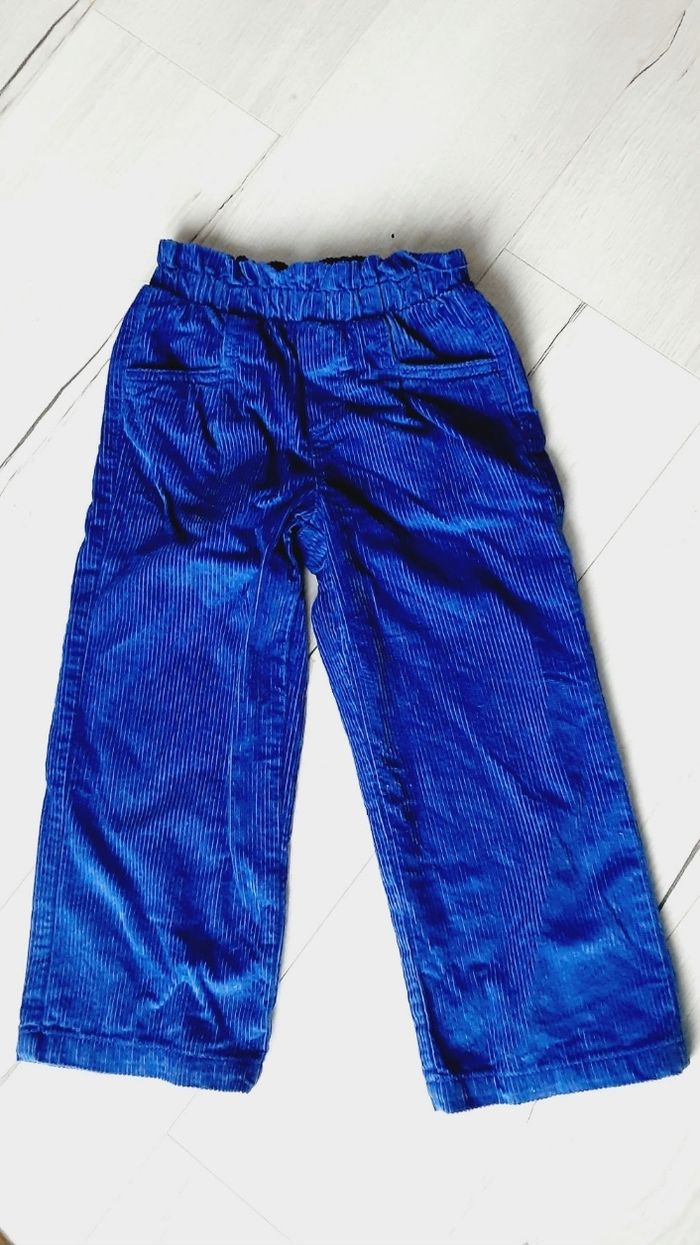 Vêtement fille pantalon velours côtelé bleu roi jambes larges Kiabi 5 ans Neuf