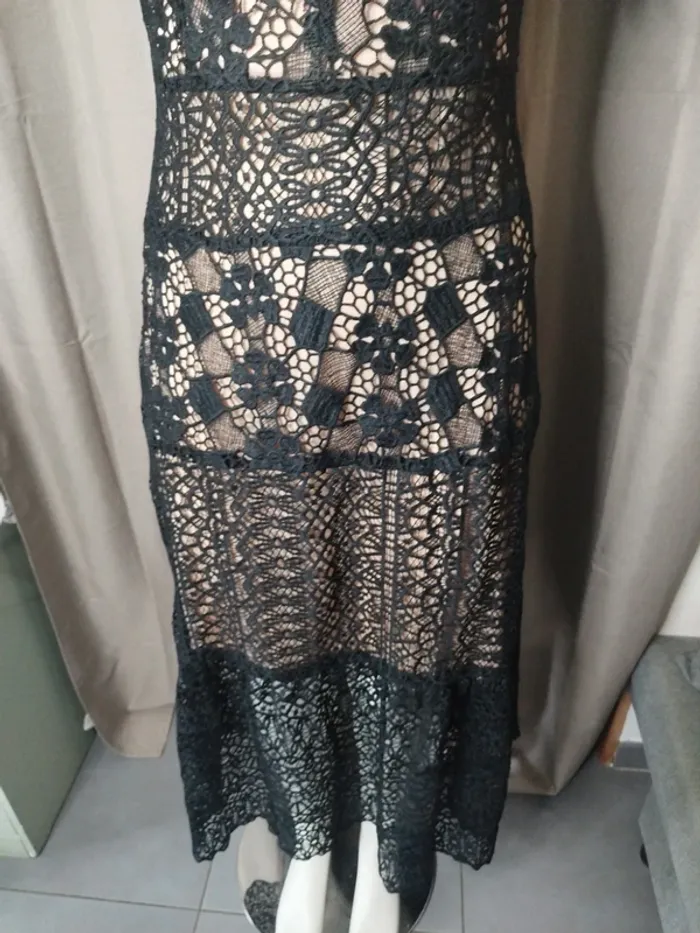Robe ajourée avec doublure - photo numéro 4