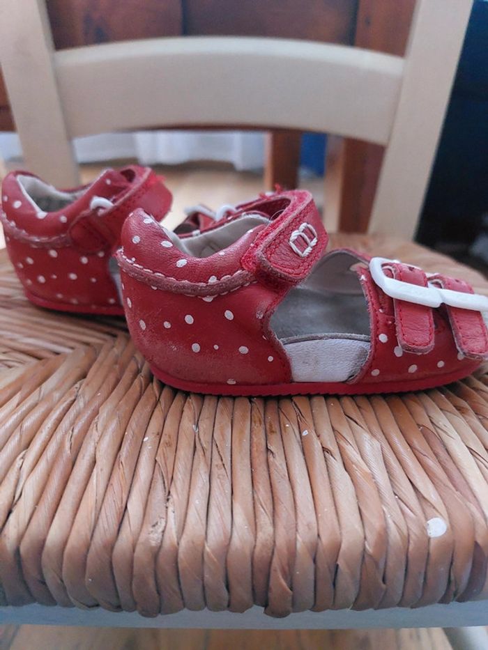 Sandales Clarks Taille 19 - photo numéro 3