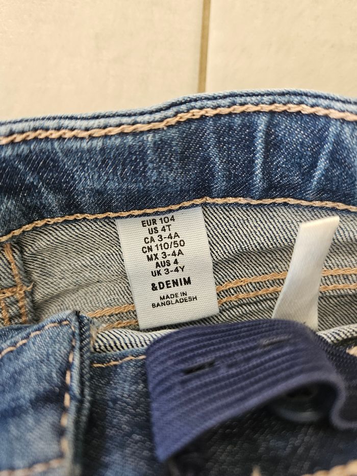3 shorts jean 4 ans - photo numéro 7