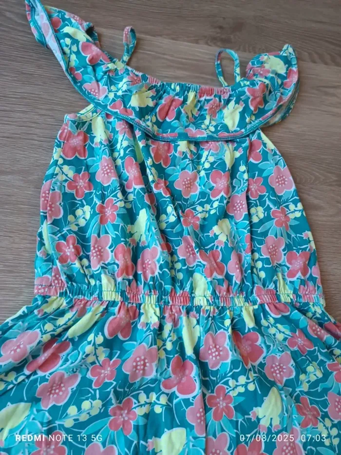 Magnifique combi short taille 10ans - photo numéro 2