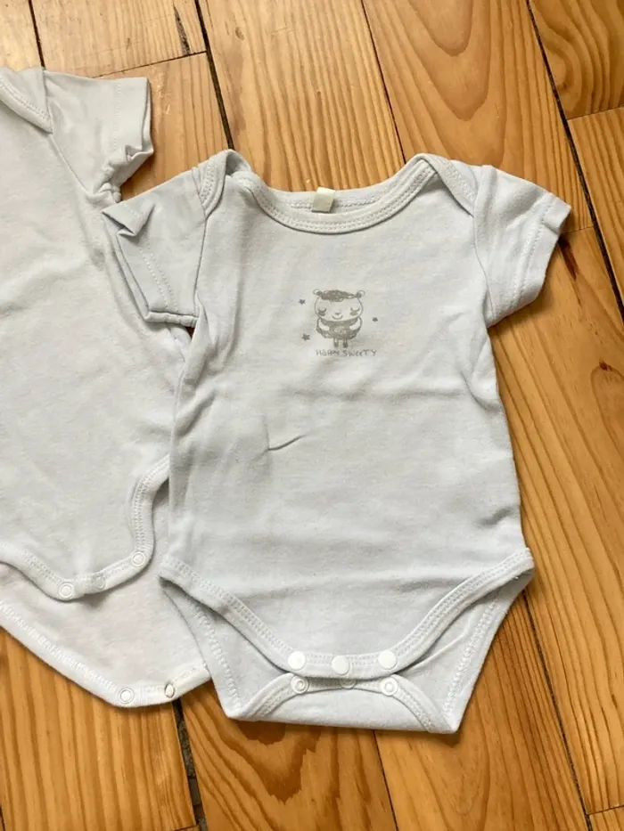 Lot de 3 bodys manches courtes blanc mixtes - photo numéro 4