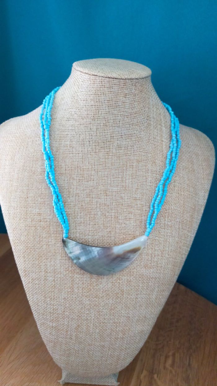 Collier en perles turquoises et nacre naturelle – Fait main - Idée Fête des Mères 💙 - photo numéro 5