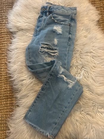 Femme 👩🏻 Jean mom troué pimkie taille 34