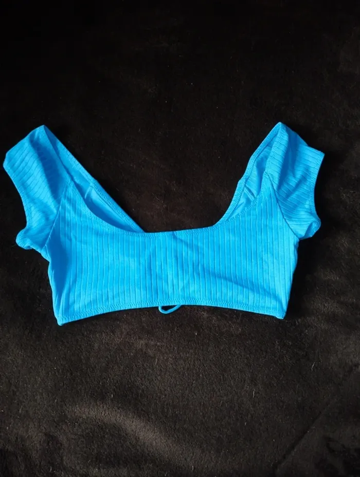 Haut de maillot de bain - photo numéro 3
