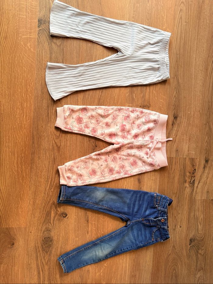 Grand Lot vêtements fille 2-3 ans en bon état - photo numéro 2