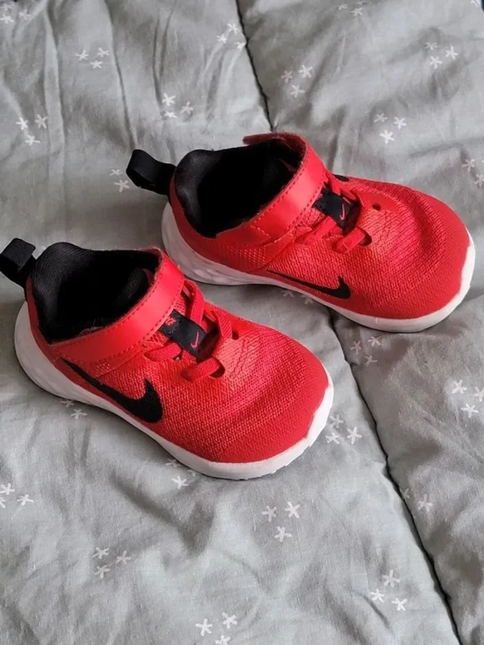 Baskets Nike à scratch