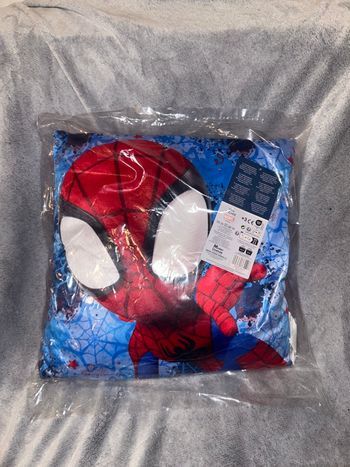 Coussin oreiller spidey Spiderman Marvel