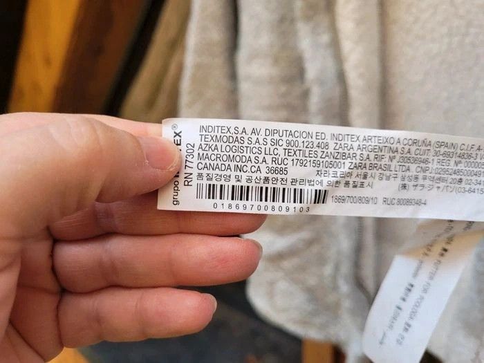 Manteau à capuche en Alpaga, Zara collection hiver, chaud, gris clair et crème, tout doux, 10 ans - photo numéro 5