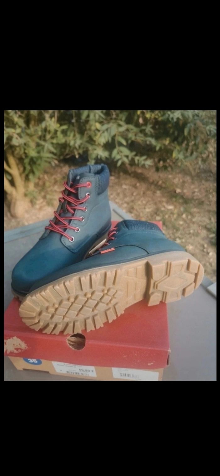 Levi's taille 35 neuves - photo numéro 3