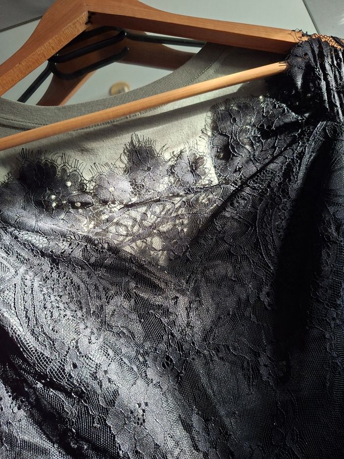 Robe gothique en dentelle noir - photo numéro 5