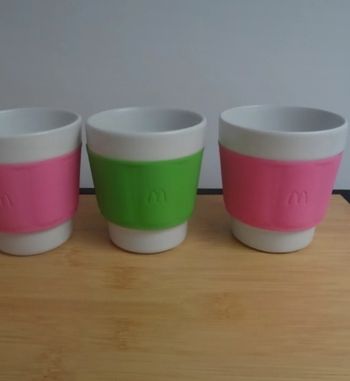 Lot tasses MacDo