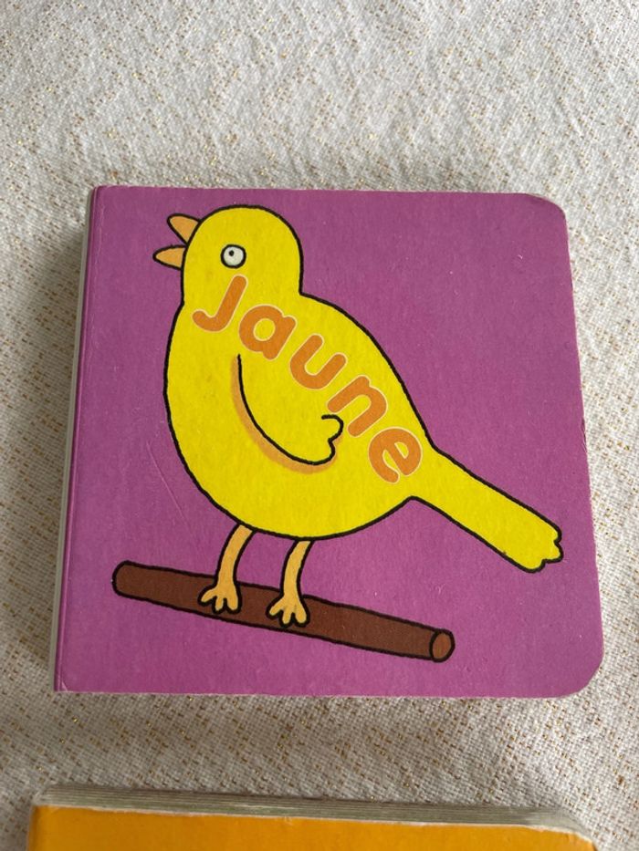 9 Livres de ma petite bibliothèque - photo numéro 2