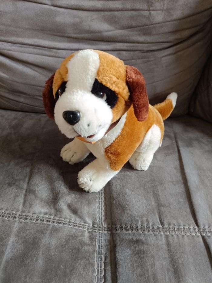 Peluche chien St Bernard très bon état