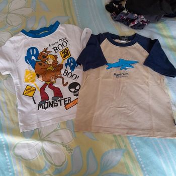 Lot de tee-shirts
