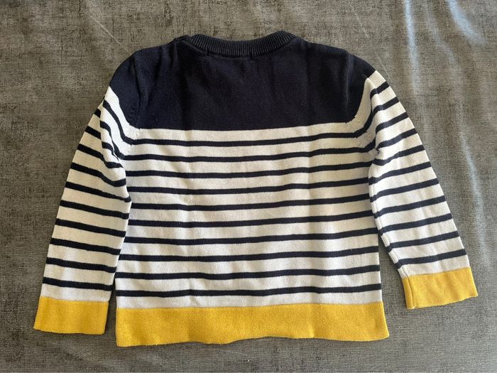 Lot pulls 24 mois - photo numéro 9