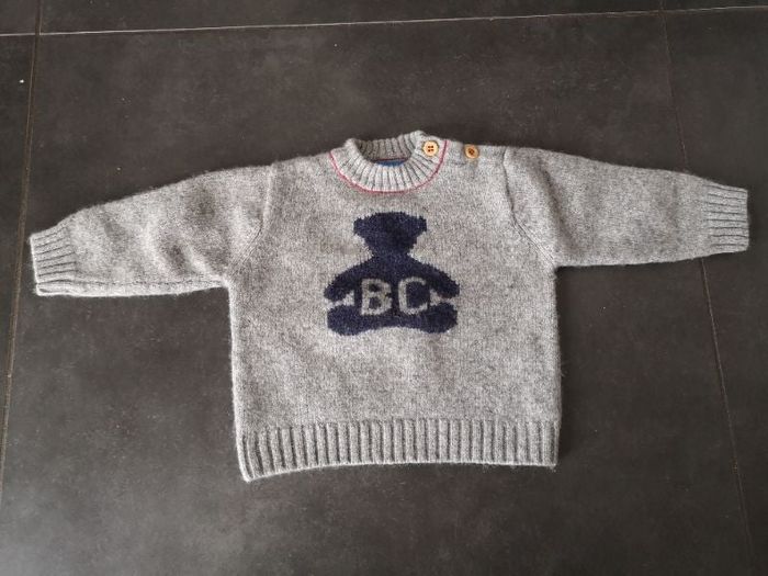 Pull à col V